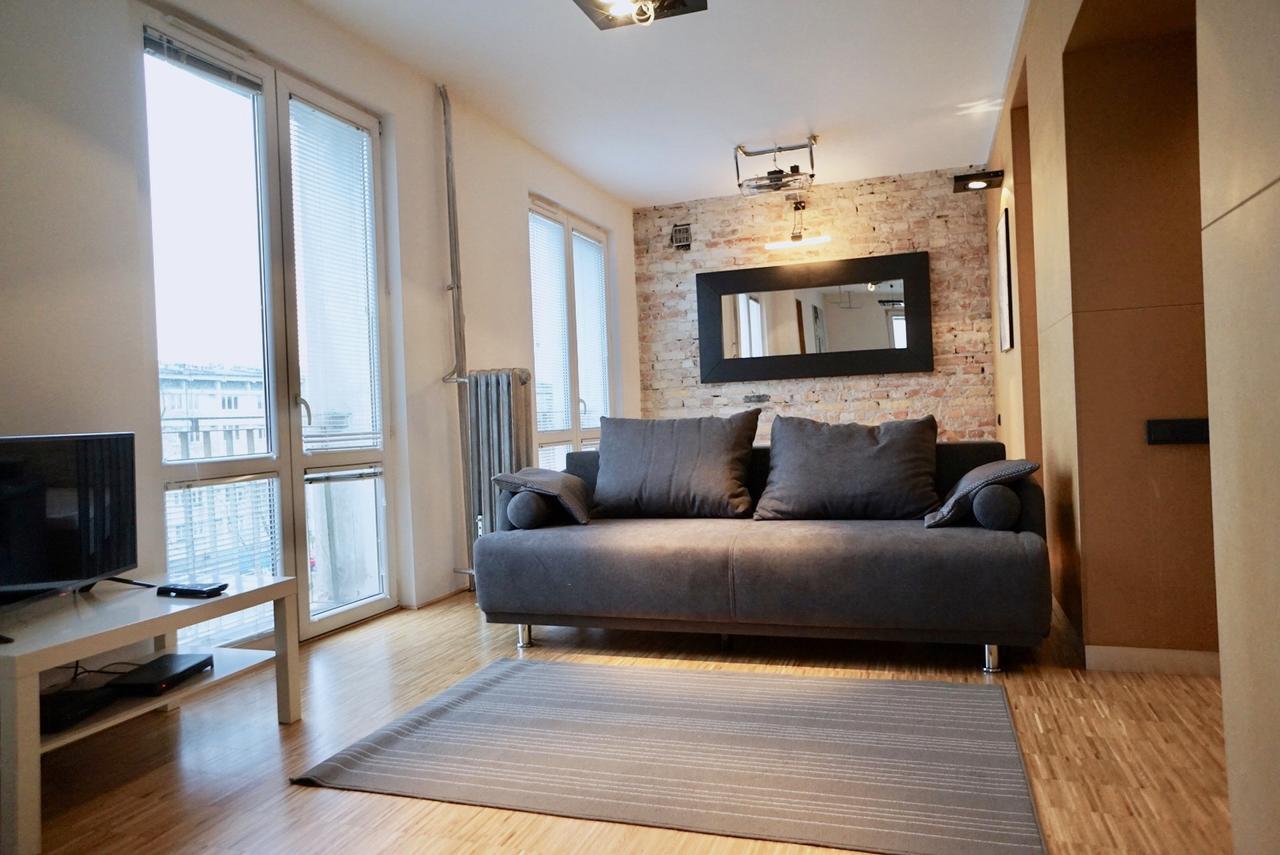 Bizzi Luxdesign Studio - * Warschau