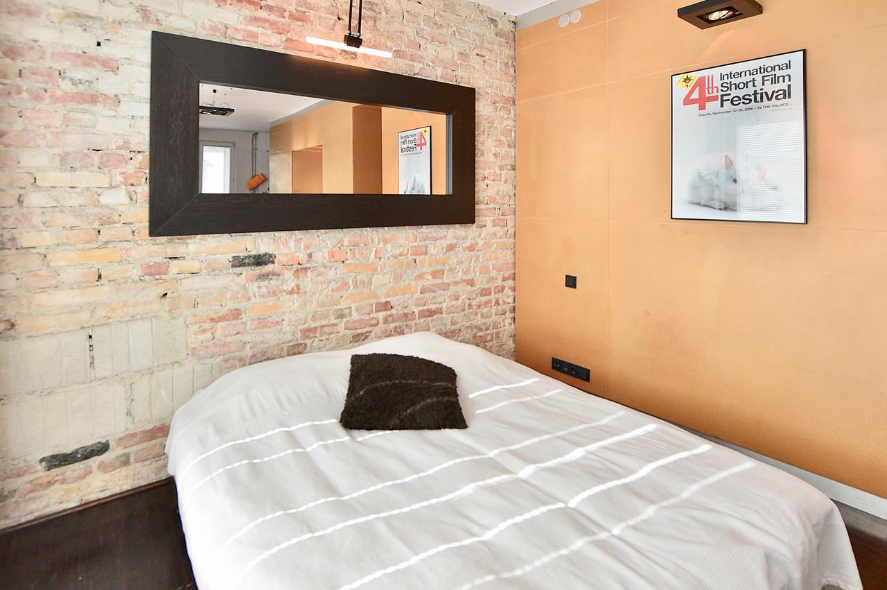 Bizzi Luxdesign Studio - *