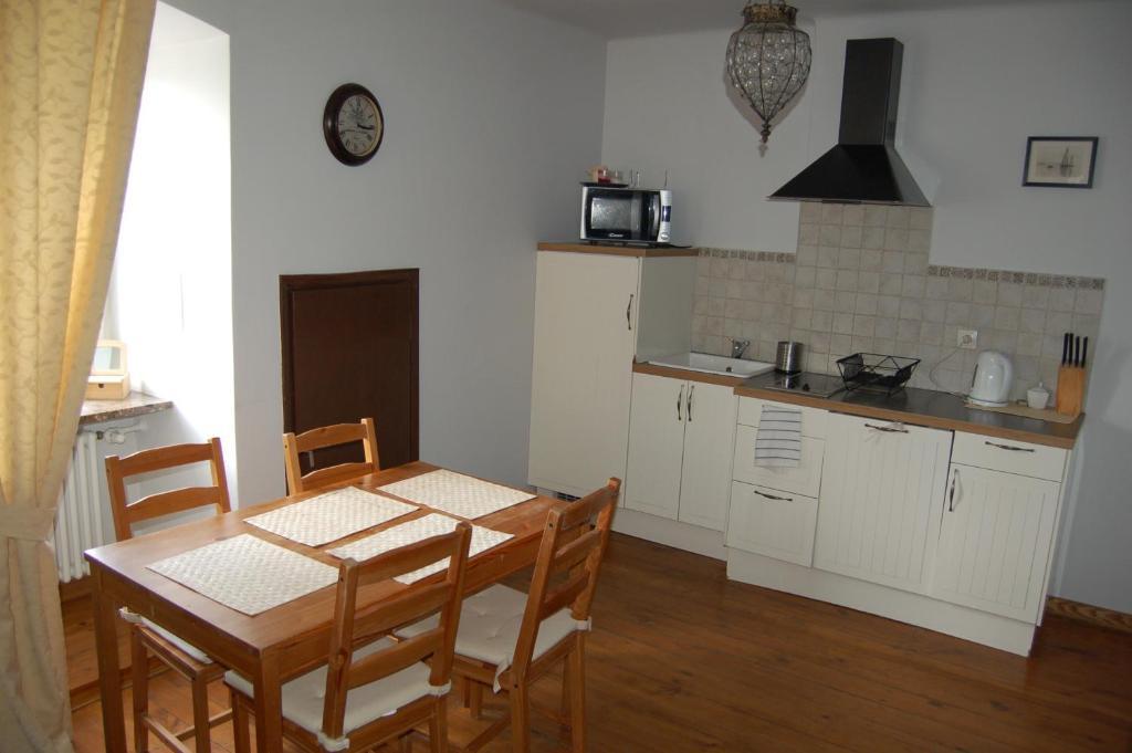 Miodowa Old Town Apartment