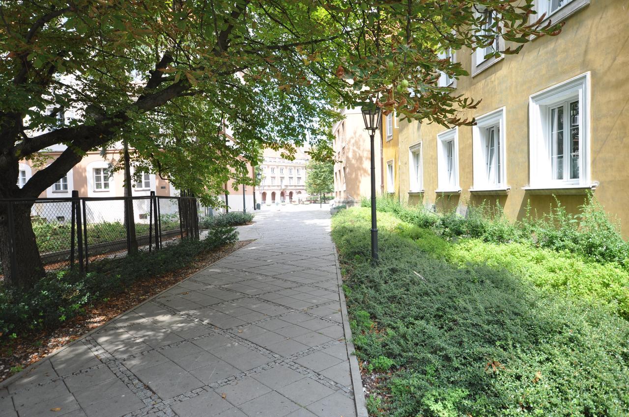 Apartment Apartament Przy Starym Miescie Warschau