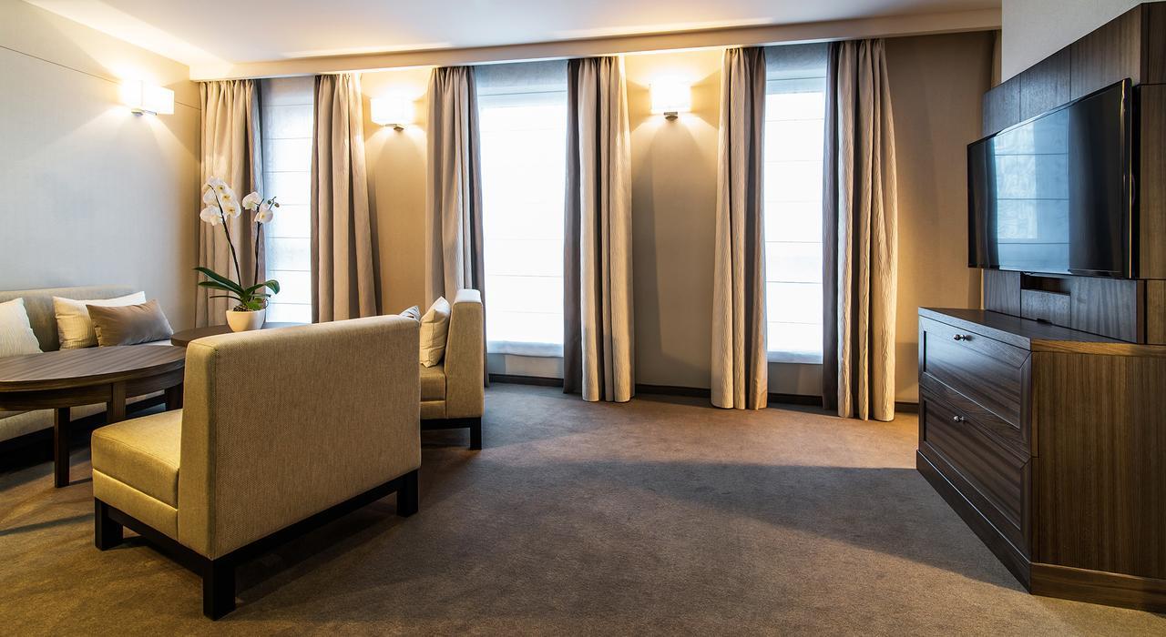 Airport Okęcie Hotel