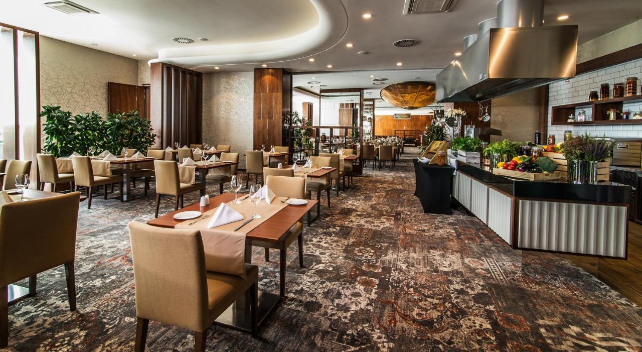 Airport Okęcie Hotel Warszawa