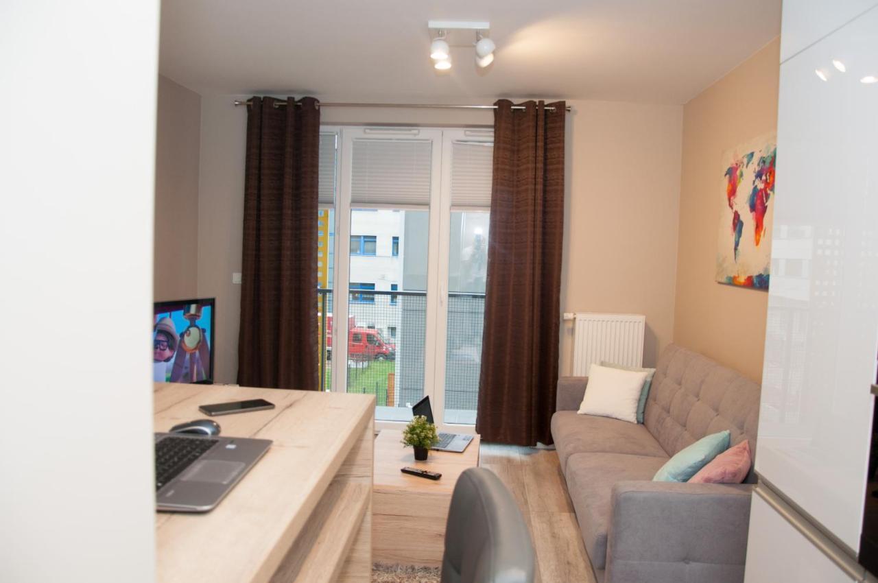 Cybernetyki Mokotow Apartment *