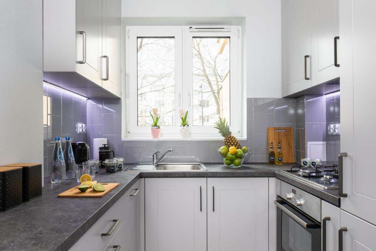 Rent Like Bonifraterska 10b Apartment Warschau