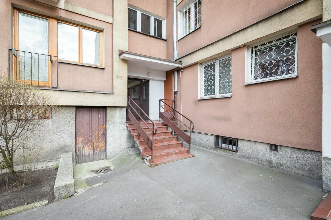 Rent Like Bonifraterska 10b *