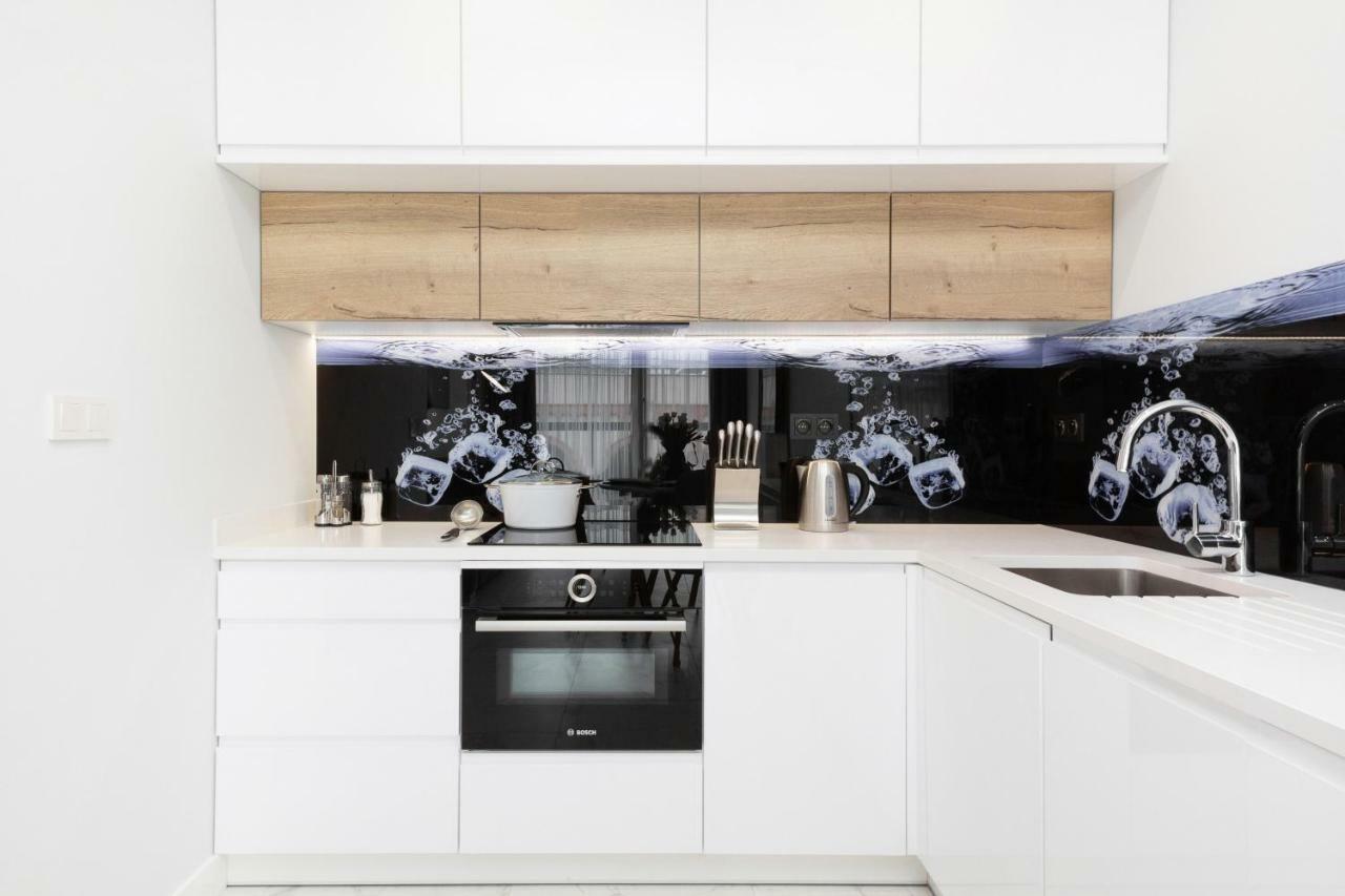 Przyokopowa By Renters Apartment
