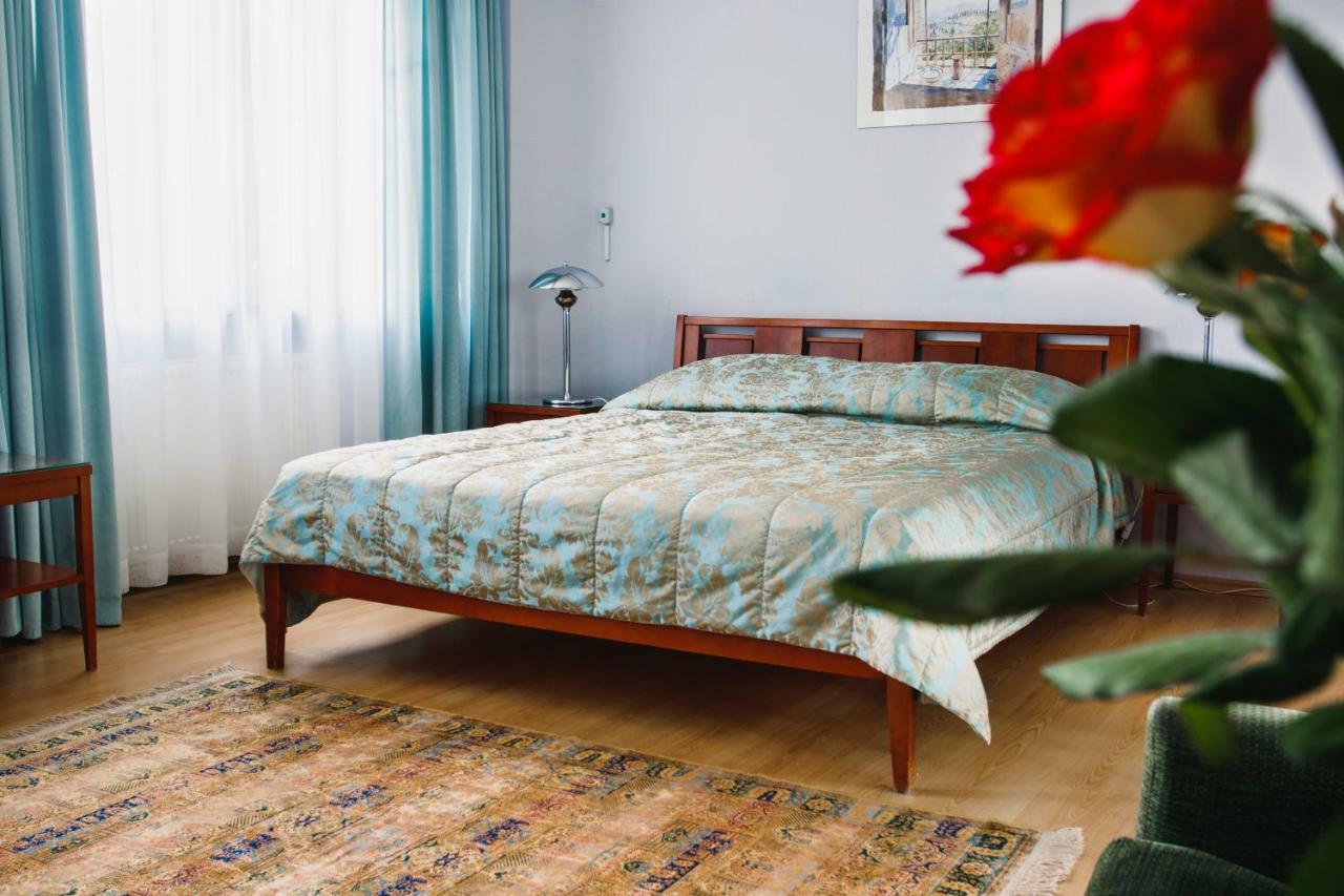 Maria Hotel