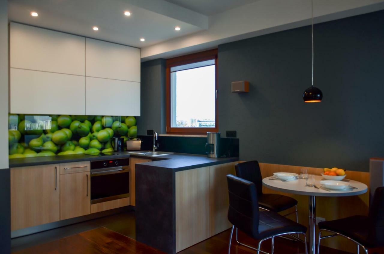 Aleja Wyscigowa 4c By Homeprime Apartment