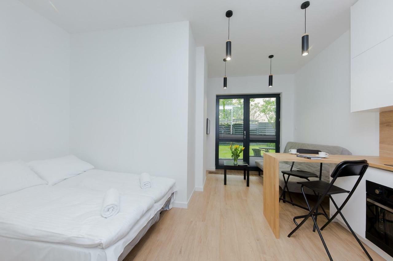 Apartment Shortstaypoland Chlodna Warschau