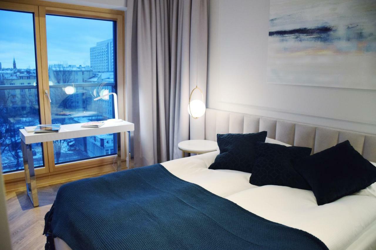 Mennica By Renters Prestige *