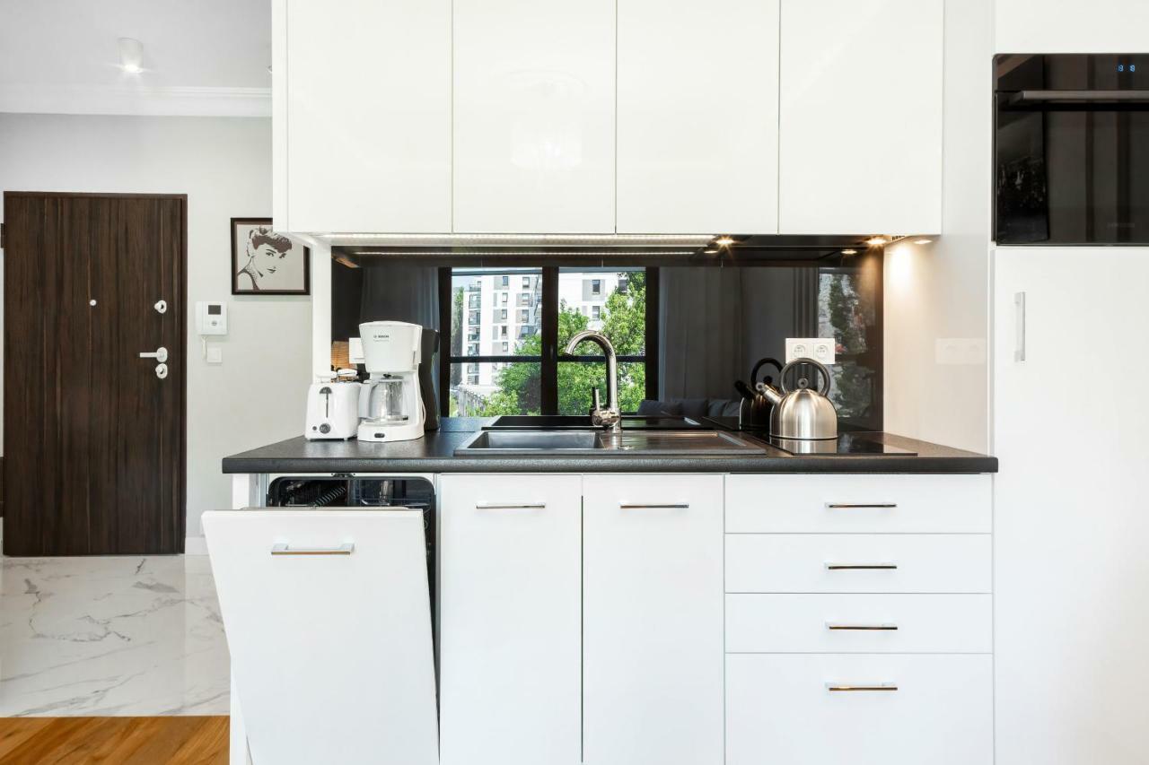 Grzybowska By Renters Warsaw