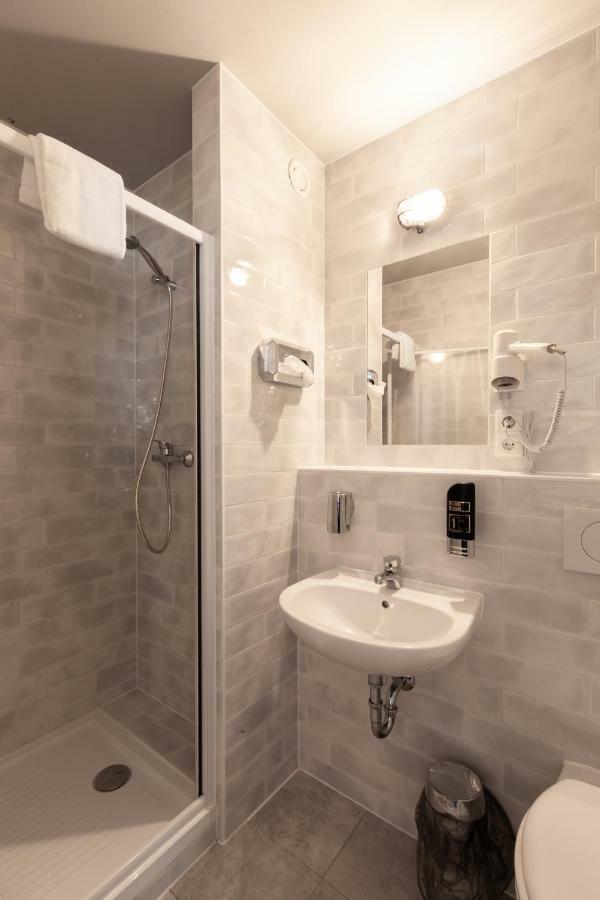 A&o Wola Albergue *
