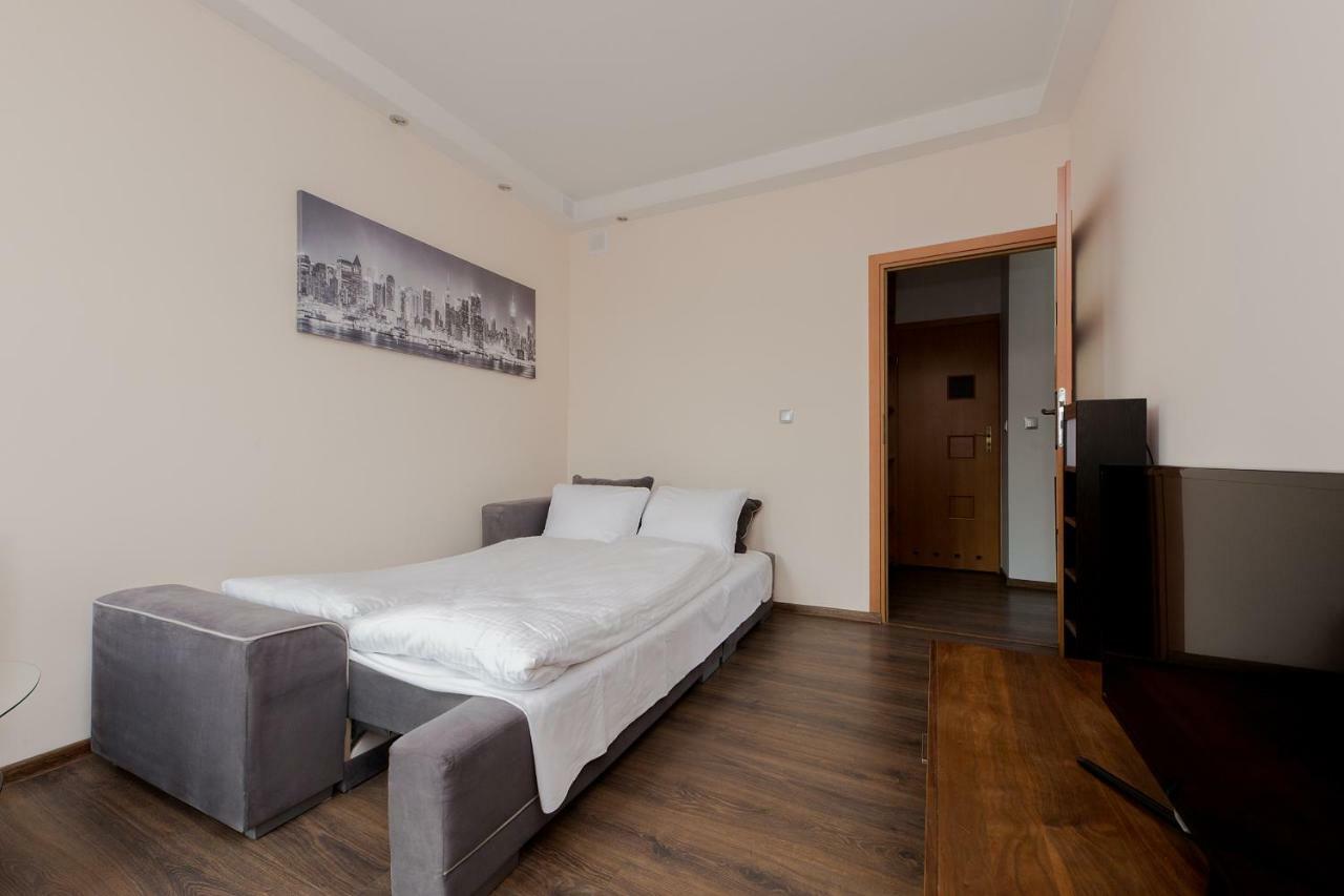 Shortstaypoland Staszica Apartment Warsaw