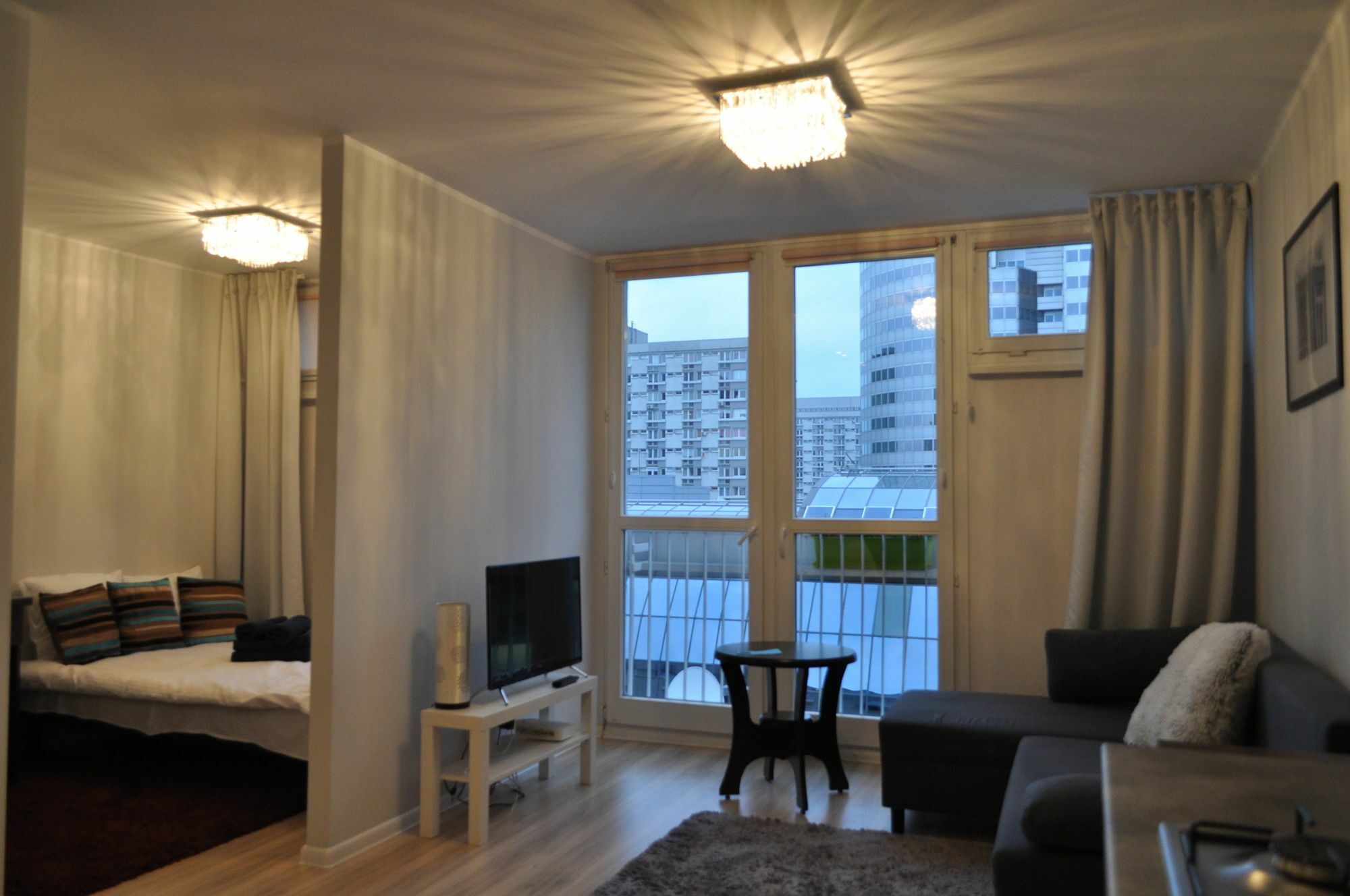 Blue Books Apartment
