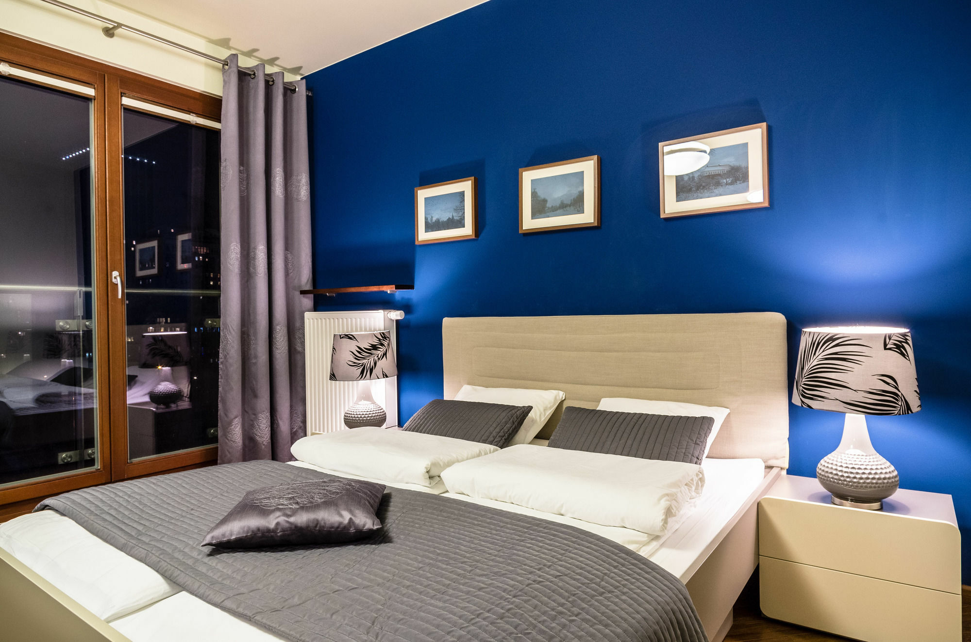 Silver Apartment