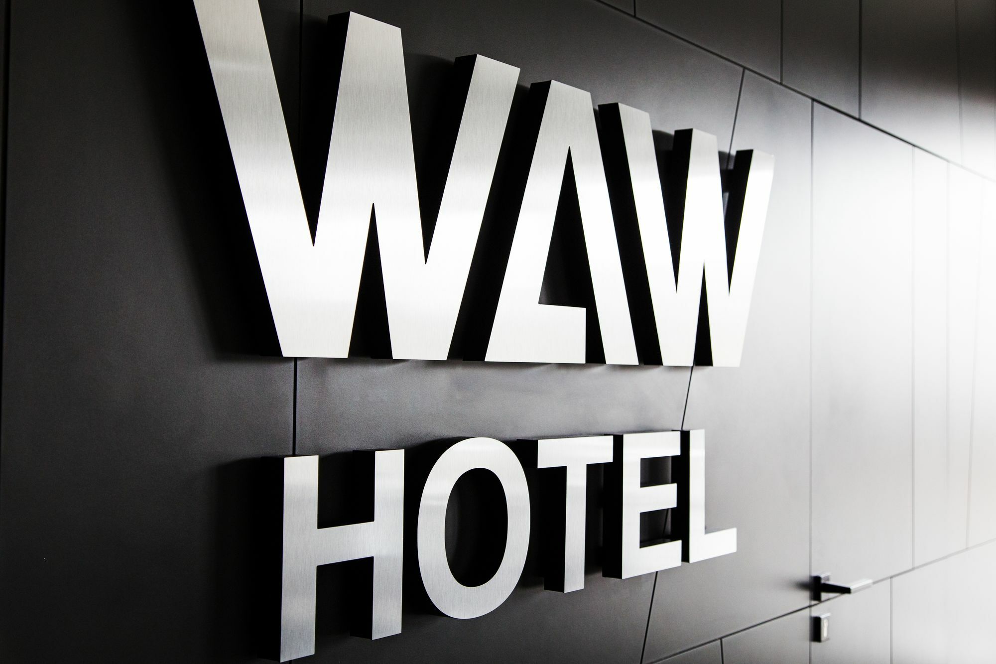 Khách sạn Waw Airport Okecie