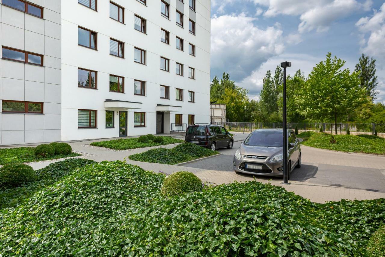 Airport Klobucka By Renters Warsaw