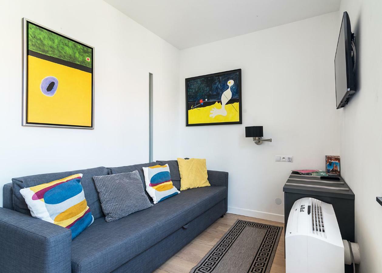 Apartment At The Fountain Warsaw