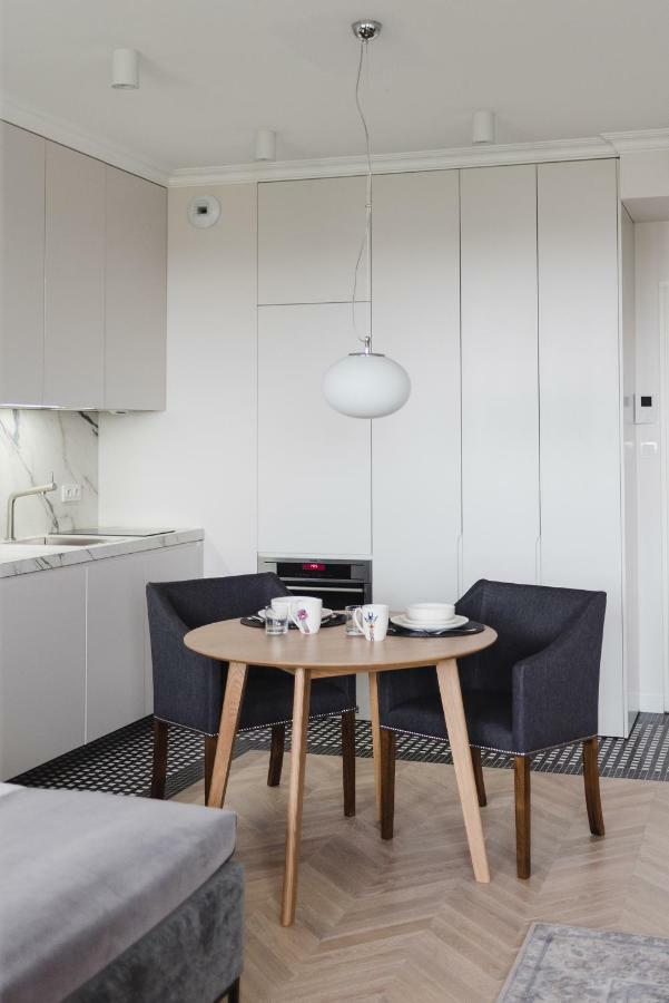 Luxlux Metro Slodowiec Apartment
