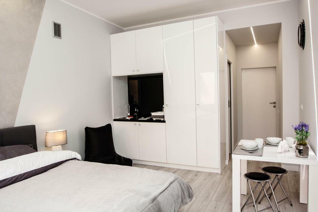Novel Apartment