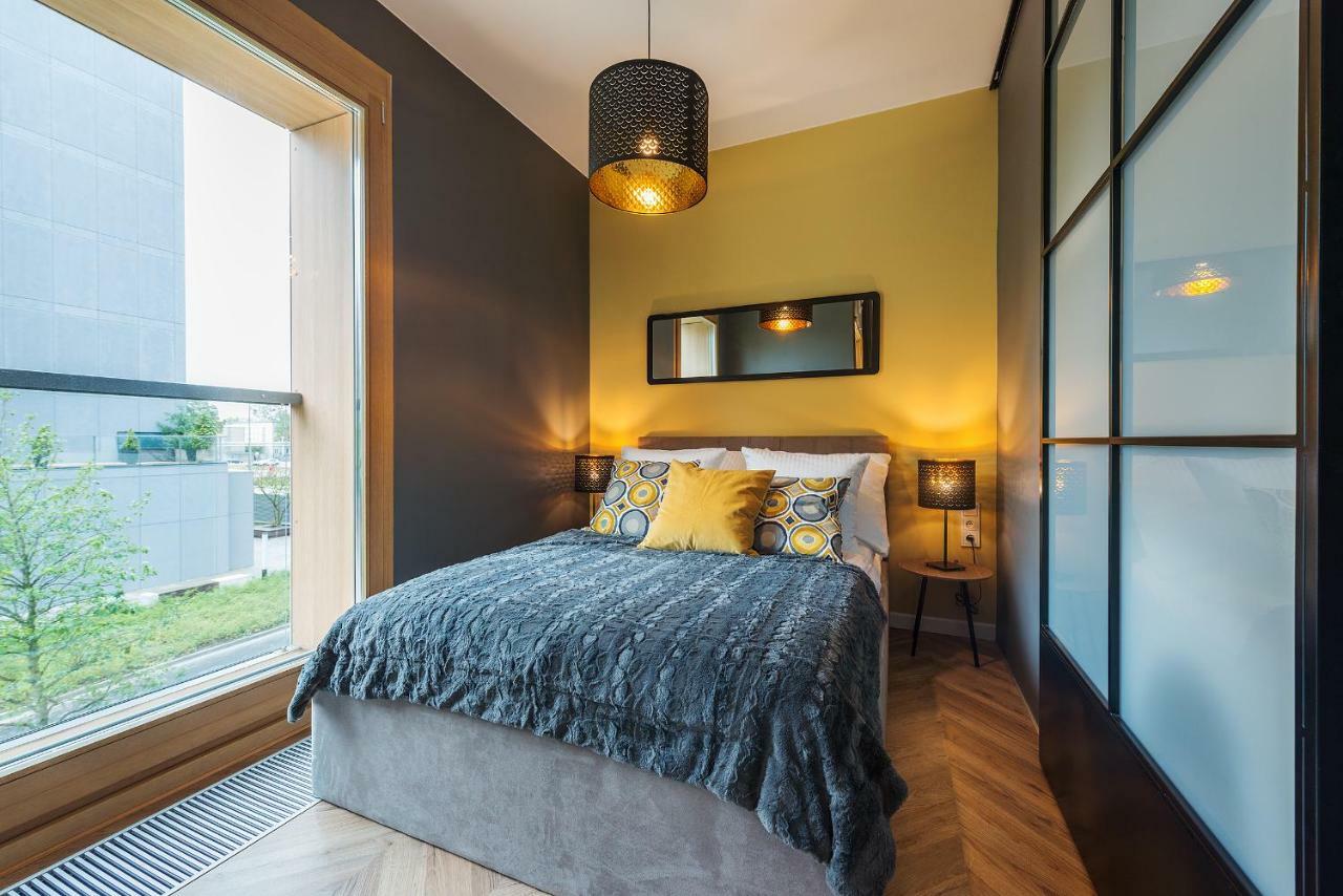 Apartamento Noclegi4u Wola Varsóvia