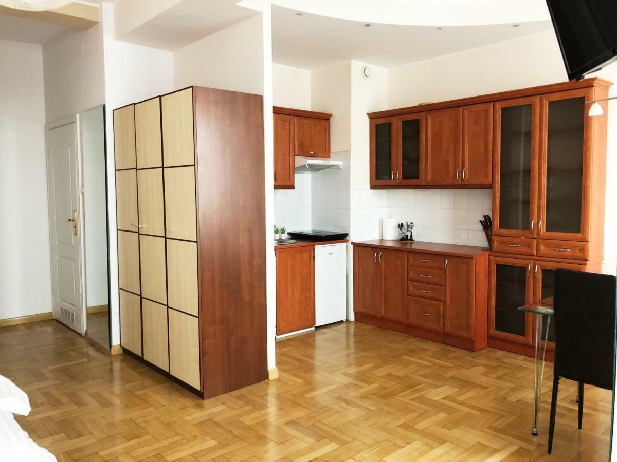 Sienna 93 - Cozy By Homeprime Apartment *