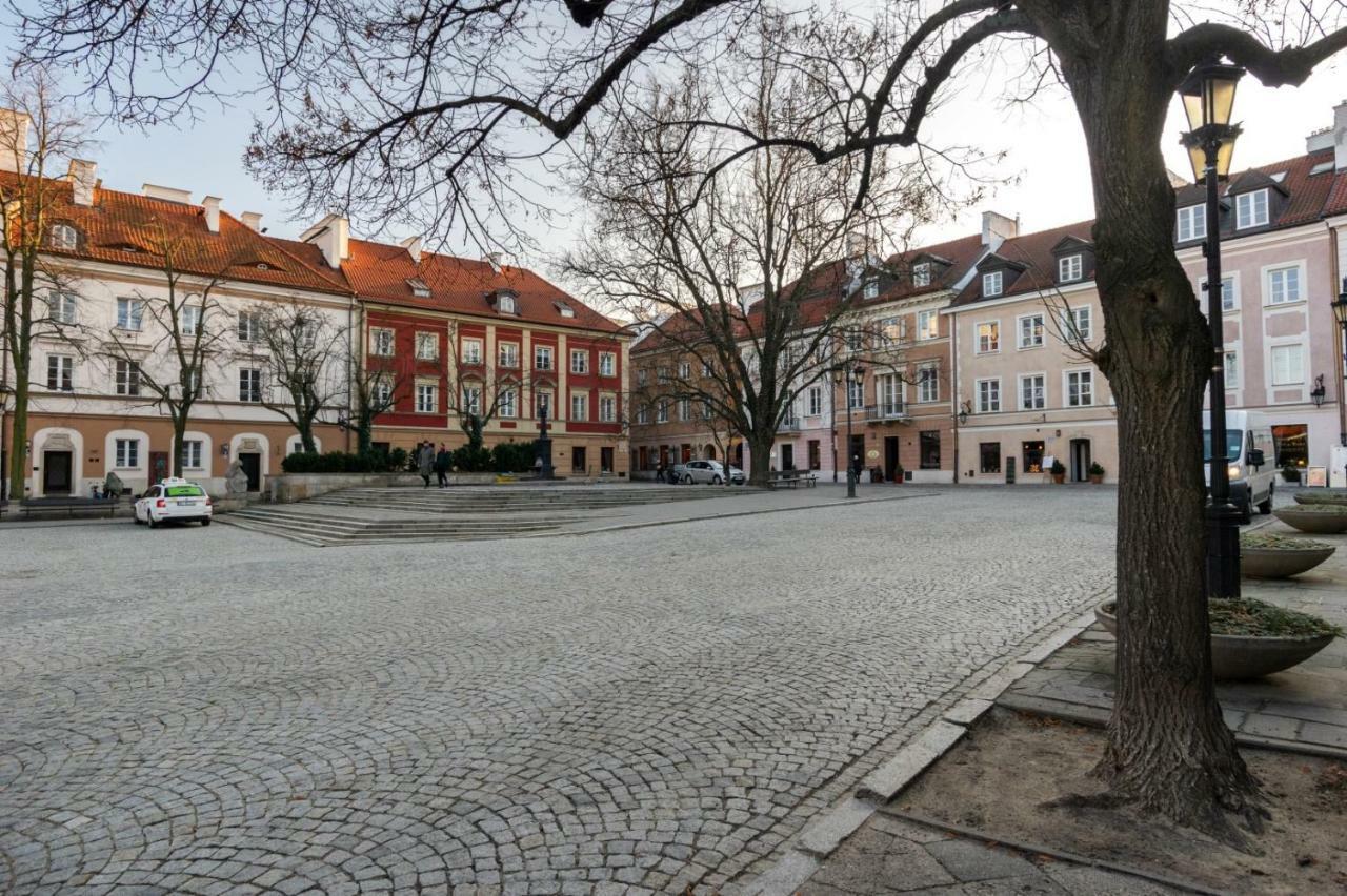Concierge Old Town Square Apartment
