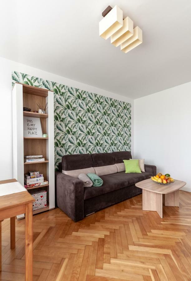 Torunska Road S8 Apartment Warsaw