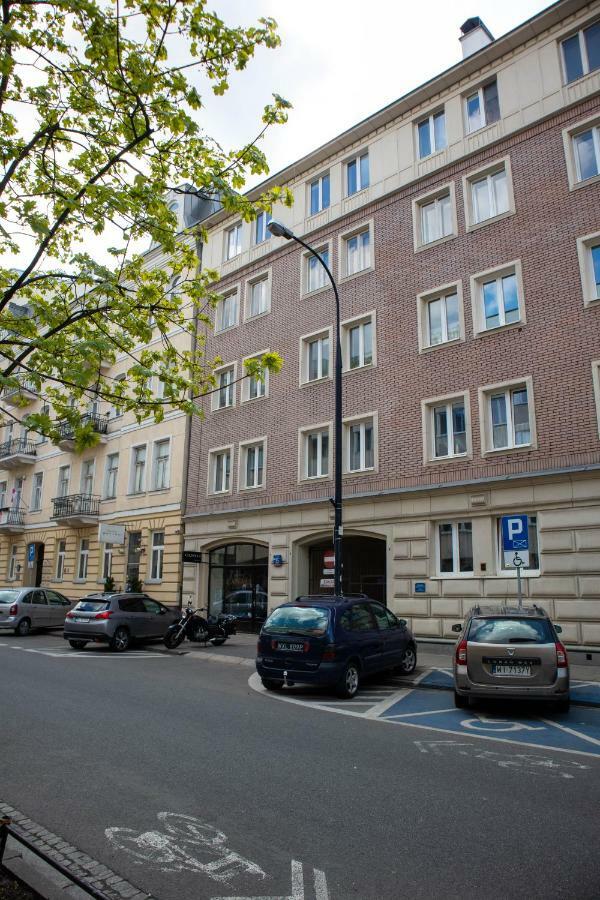 Warszawa, Centrum, Wiejska 15, Kamienica