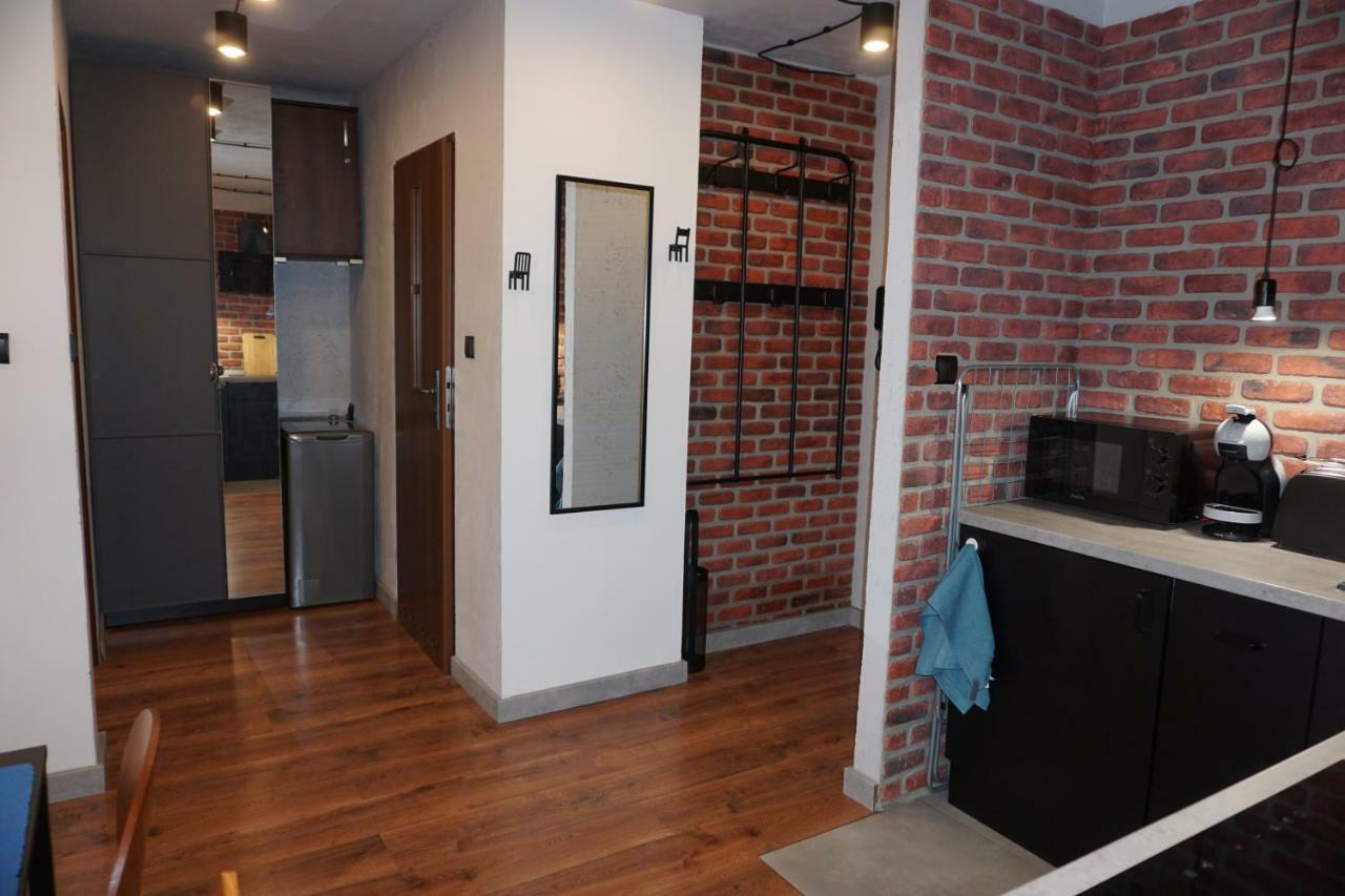Metro Rondo Onz Apartamento