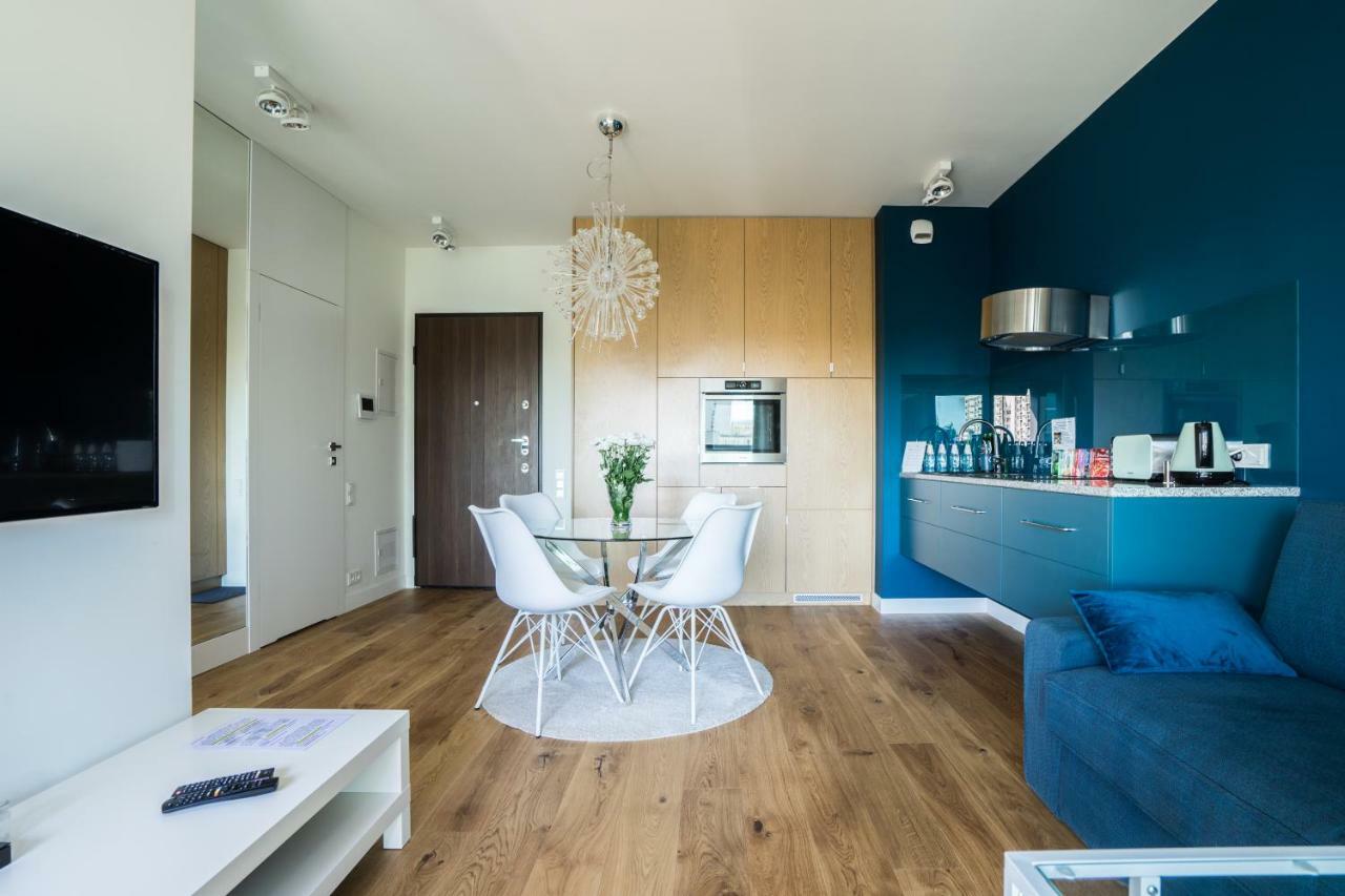 Vipwarsawapartments Amber Mennica Căn hộ