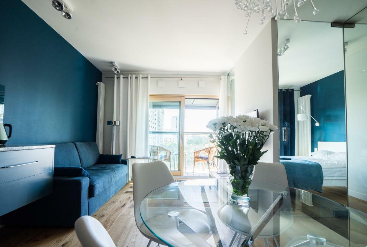 Vipwarsawapartments Amber Mennica *