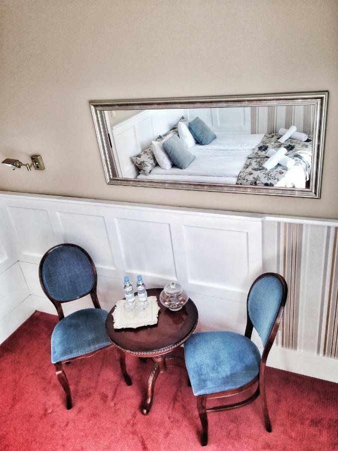 Bed & Breakfast American House Hennela 2*