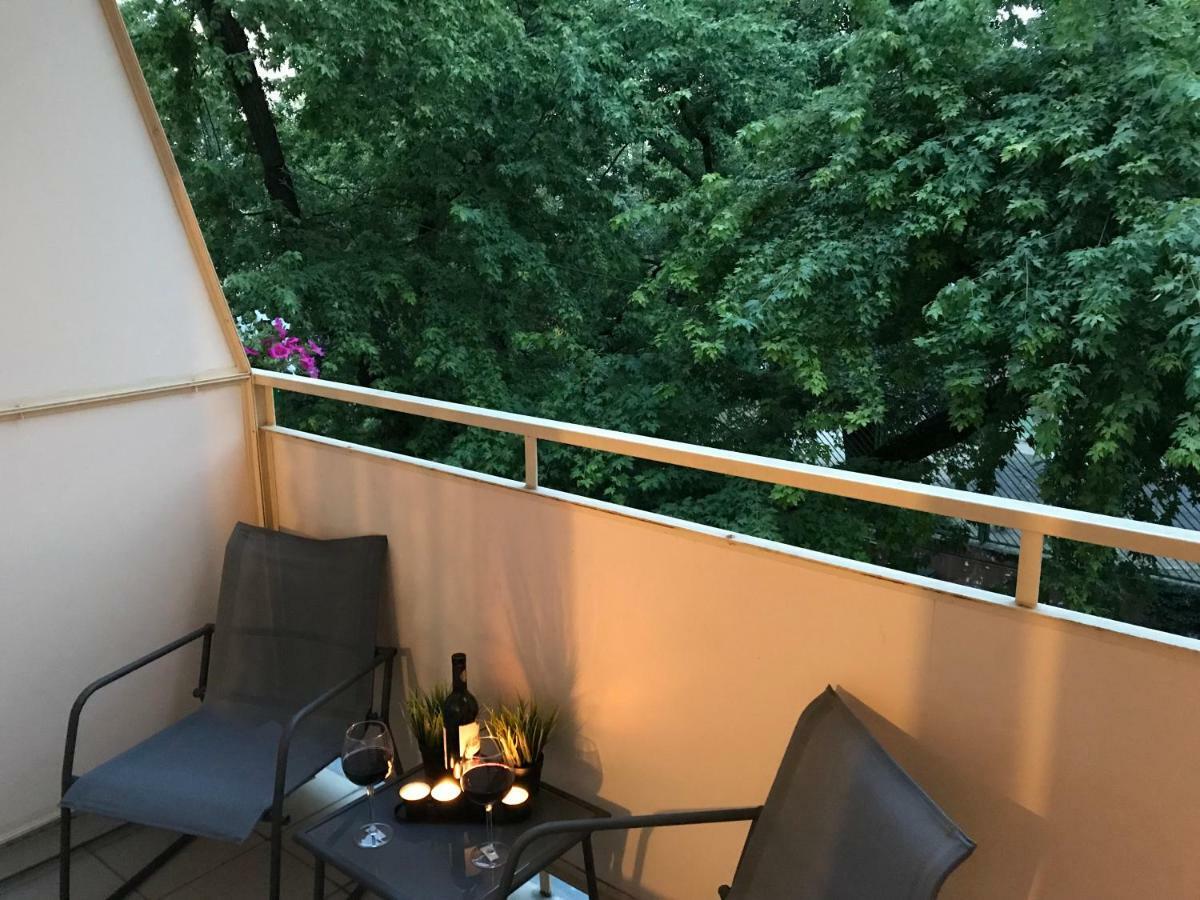 Rent0nline Hoza Center Metro