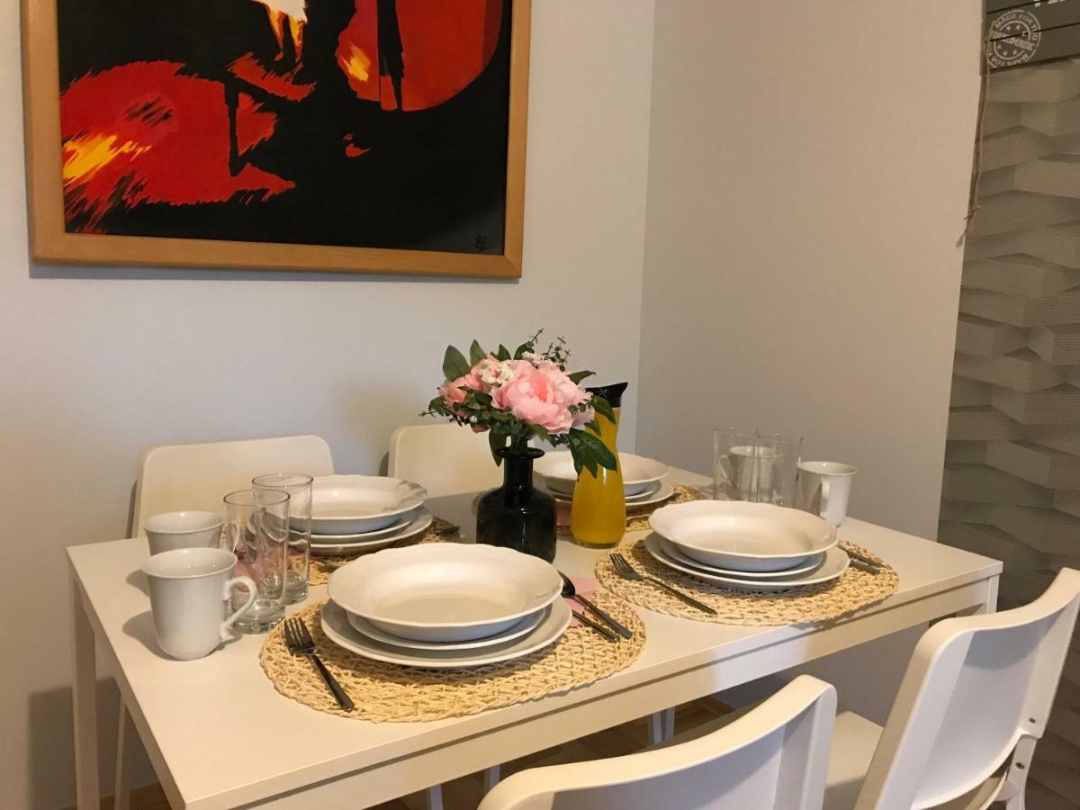 Rent0nline Hoza Center Metro * Warsaw