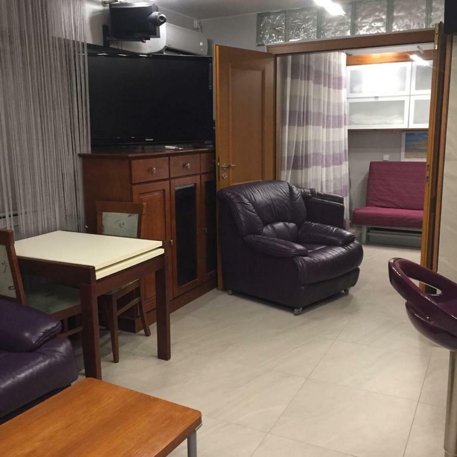 Apartment Karmelek Warsaw