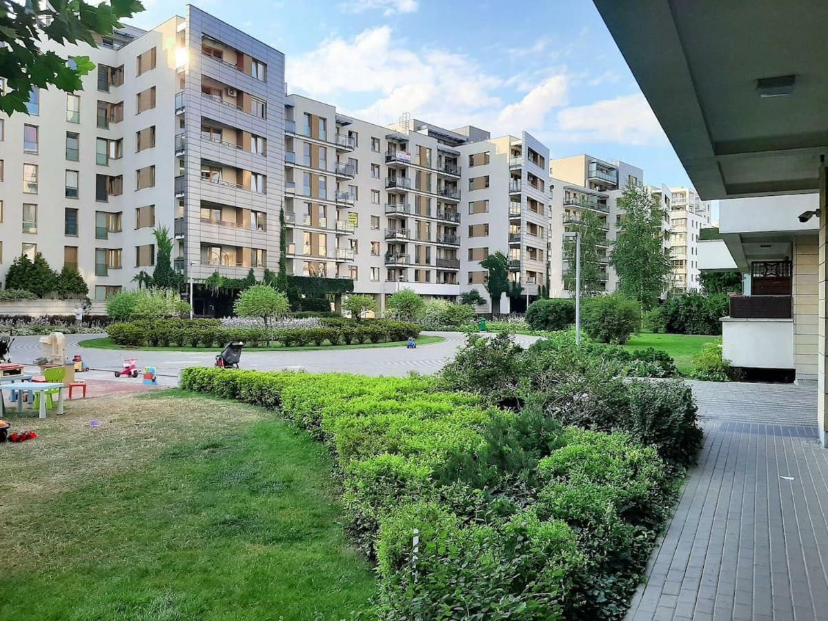 Airport Amber Apartment Warsaw
