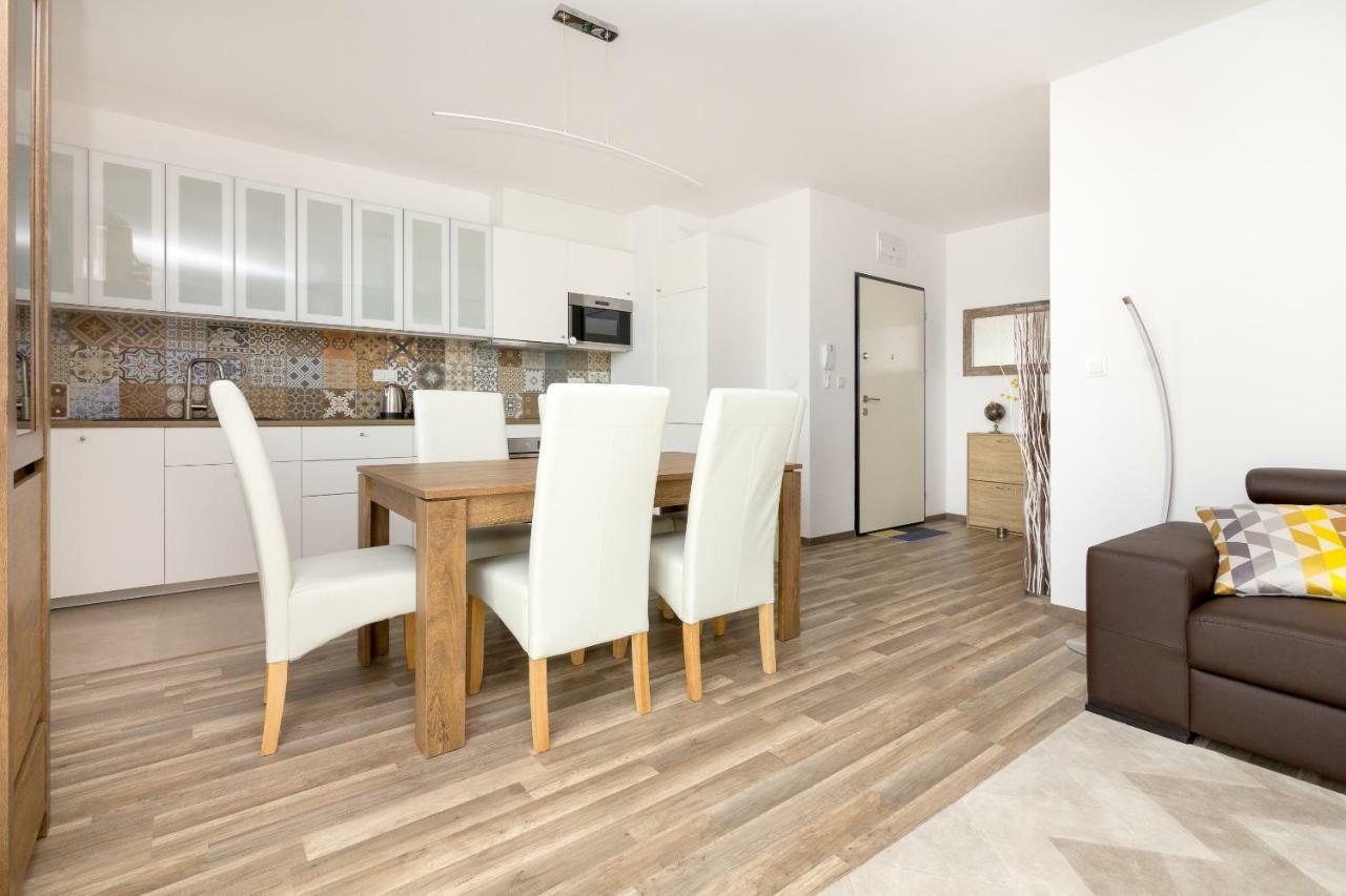Airport 3-bedroom * Warsaw