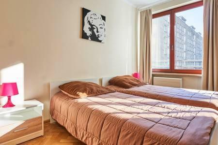 Center Warsaw - Apartmenty Jana Pawla II Varsóvia