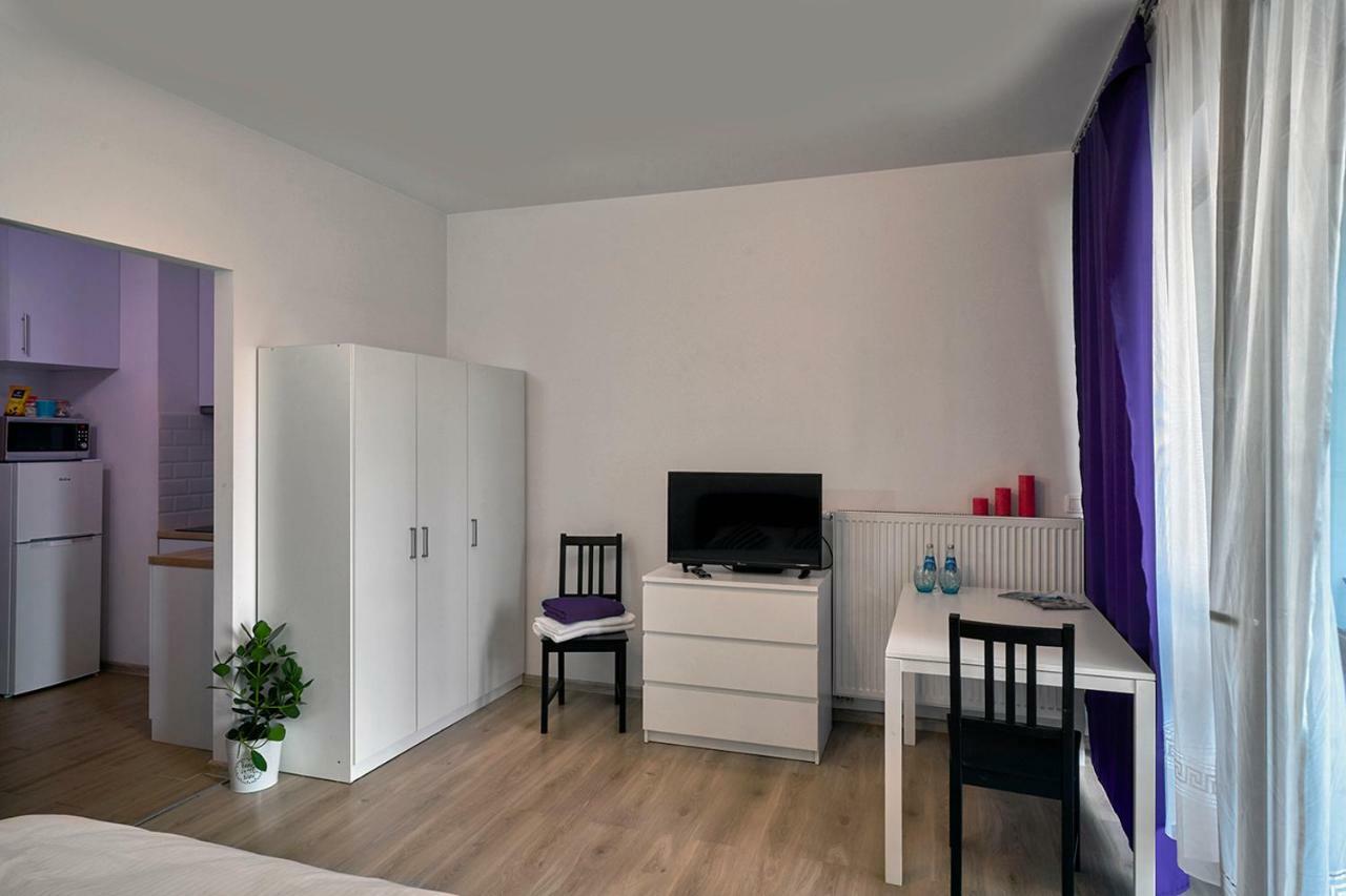 Cloud Apartment