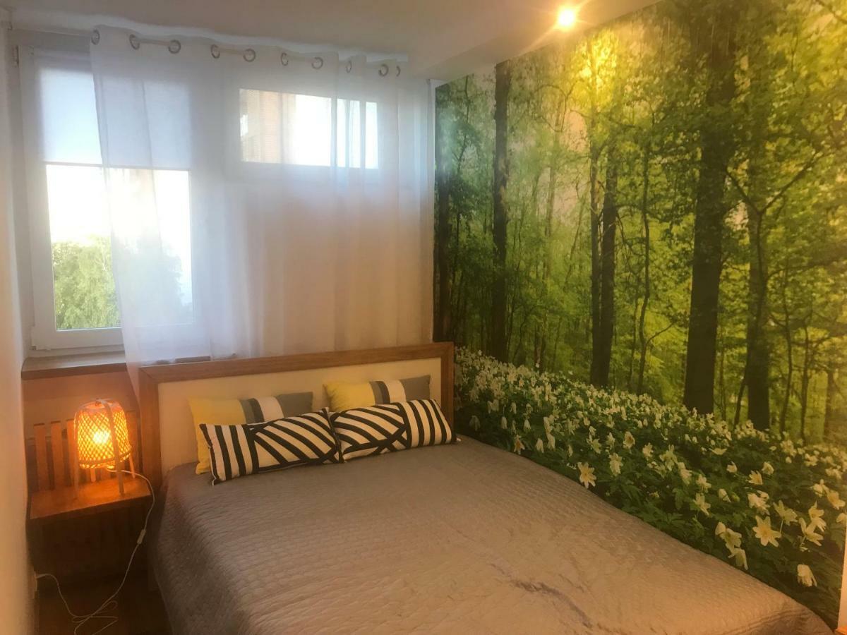 Apartment Grzybowska 6/10 *