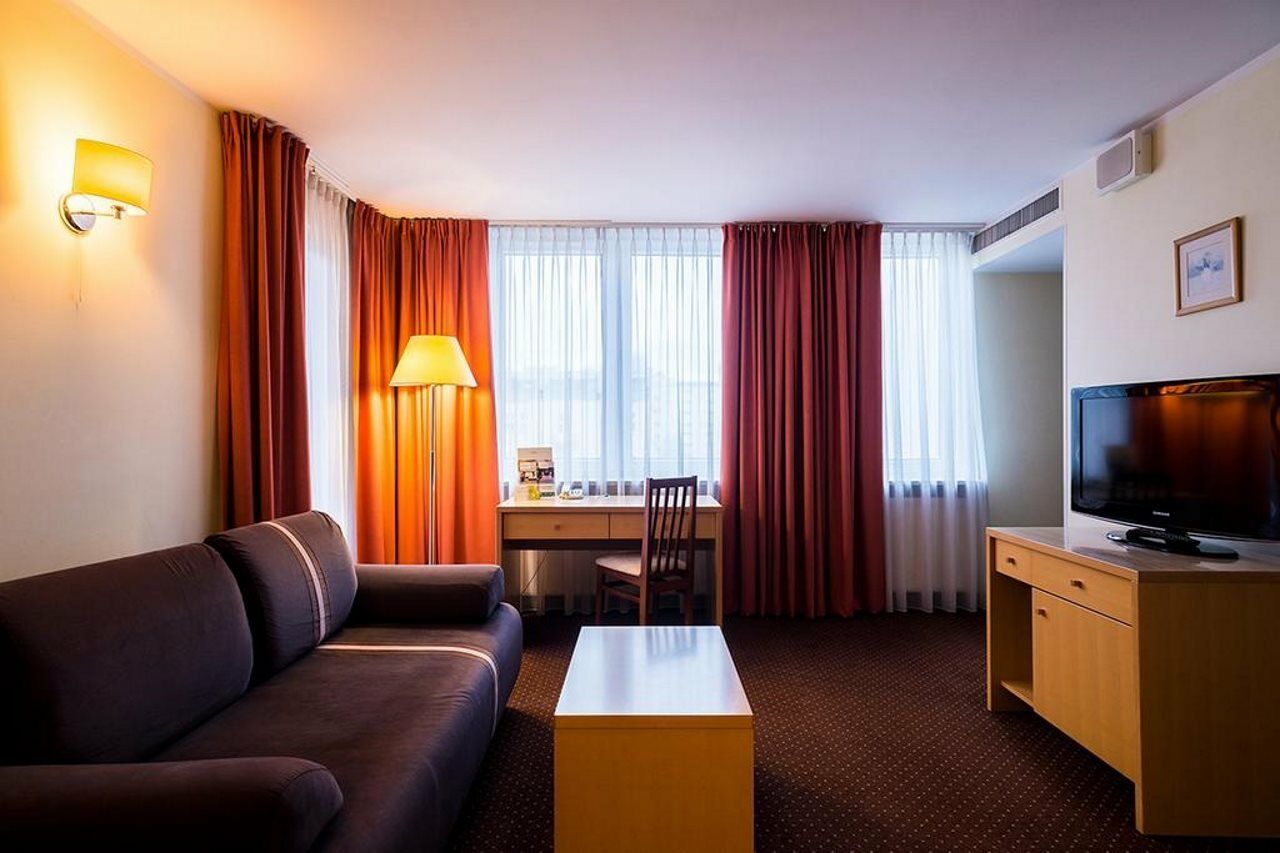 Aparthotel Zgoda By Desilva 3*