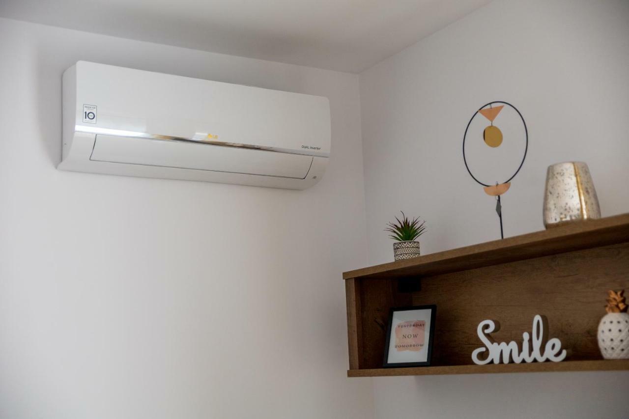 Airport 3-bedroom Apartment