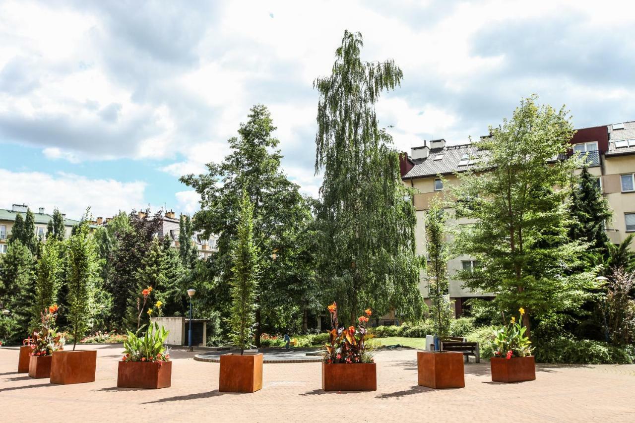 Apartment Kabaty 2 *