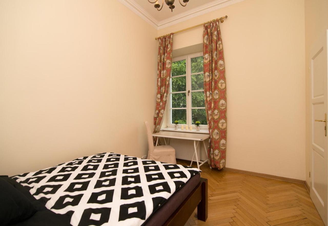 Apartment Charme De Warsaw