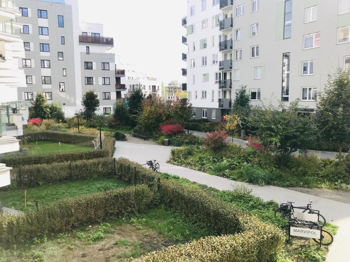 Park Apartment *