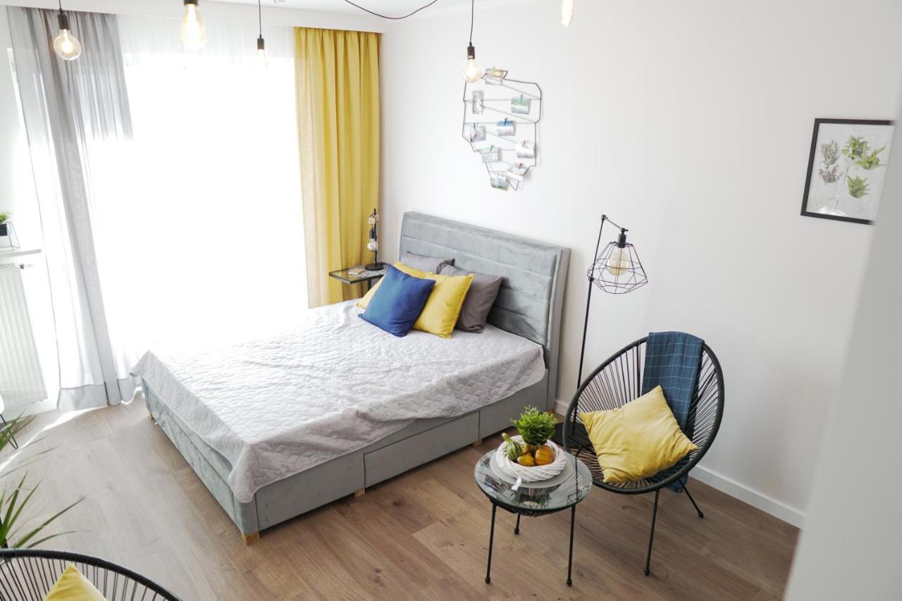 Vizzit Us Premium Apartment *