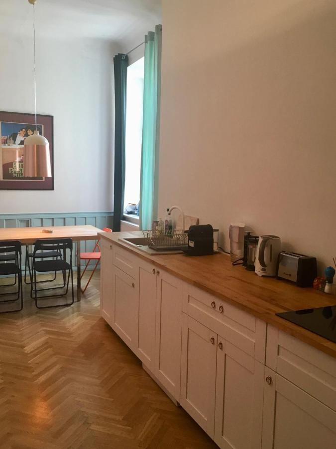 Acomodação com café da manhã  4th Floor Varsóvia