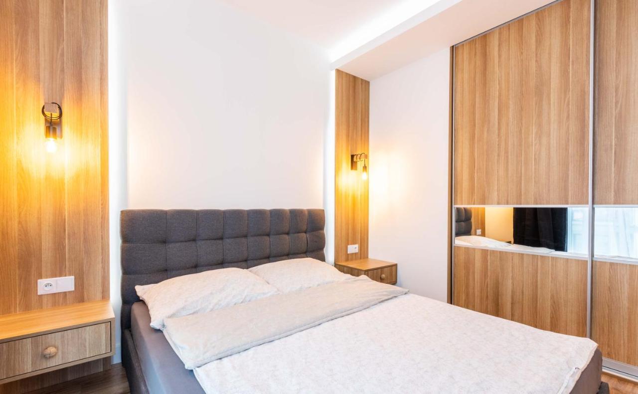 Apartment Galeria Rondo Wiatraczna *