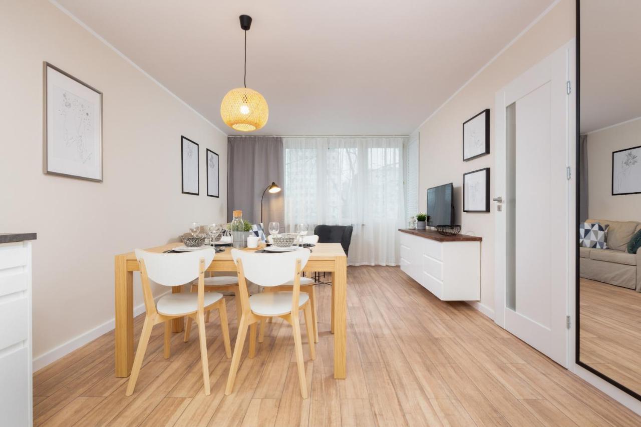 Apartment Krolewska By Renters